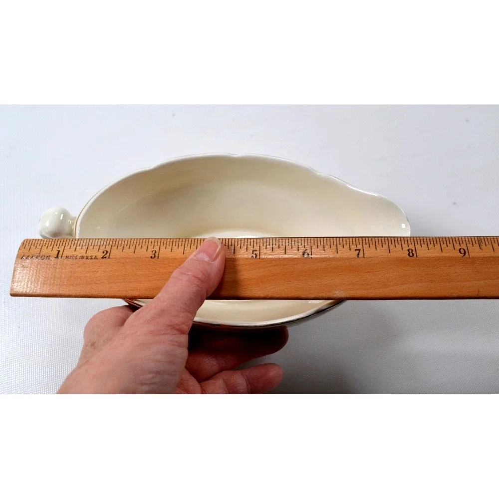 Mount Clemens Mildred‎ Floral Pattern Gold Trimmed Gravy Boat 1930s Vintage